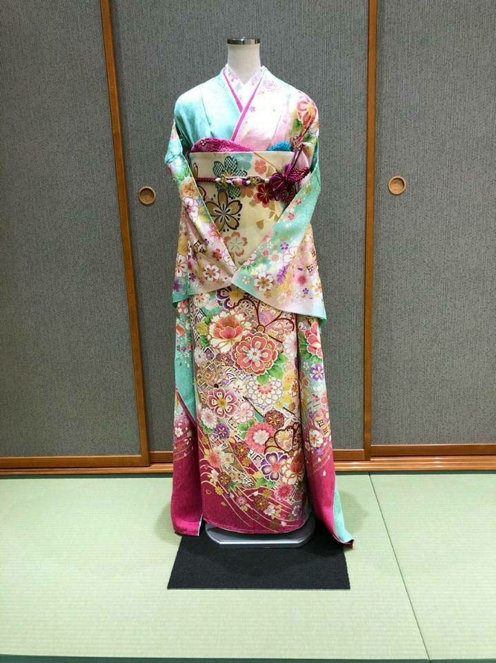 ピンク地 水色グラデーション 正絹振袖【152】 – SAKURA TOKYO